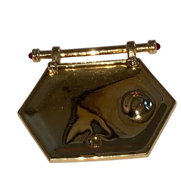 SWAROVSKI 80s Maximalism GoldTone Green Enamel Medieval Cosplay Shield Brooch - Picture 5 of 7